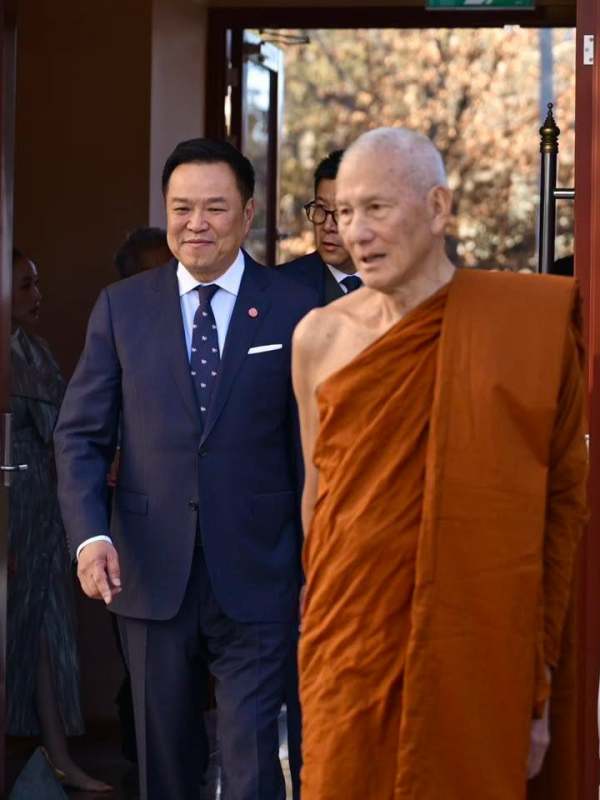 นายอนุทิน ชาญวีรกูล นายกรัฐมนตรี เยือนวัดธัมมธโร | Thai Prime Minister HE Mr Anutin Charnvirakul visits Wat&nbsp;Dhammadharo